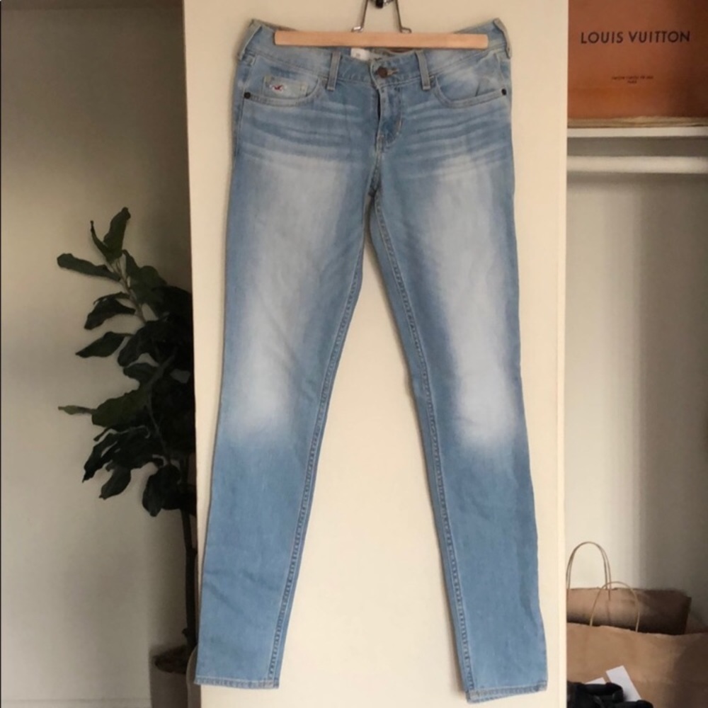 Hollister Y2K Low-Rise Skinny Jeans